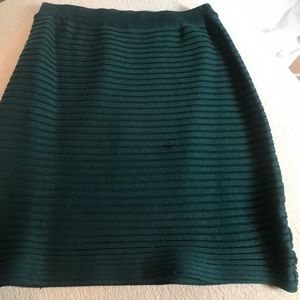 Wayne Rogers Green Silk & Spandex Ribbed Skirt - M